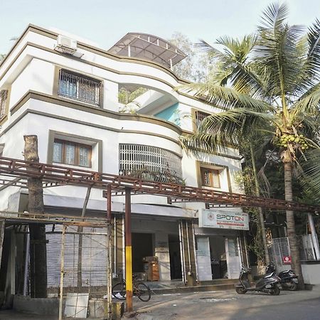 Super Townhouse The Upper Room Near Pune Airport Lohogaon Esterno foto